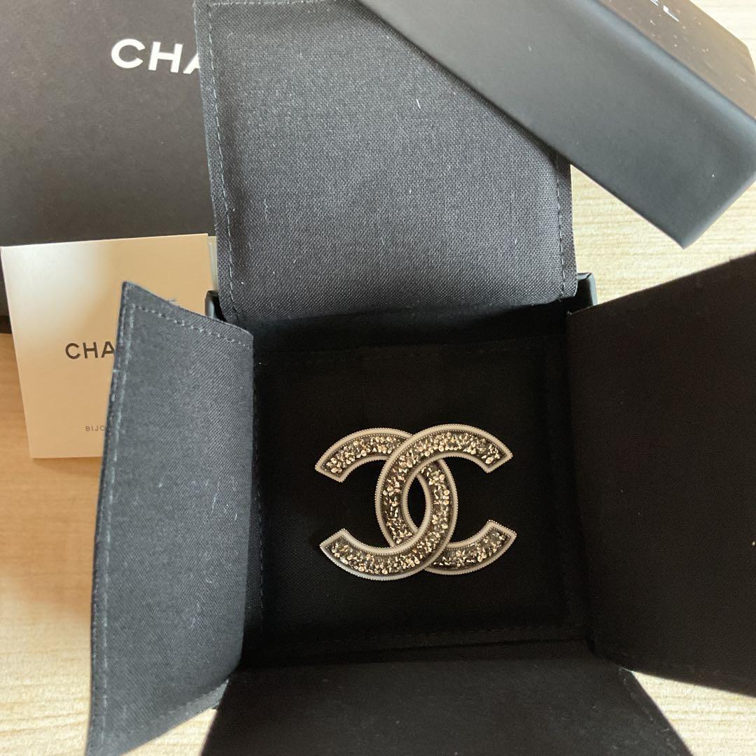 最新作CHANEL⭐︎シャネル25P春夏コレクションよりブローチ