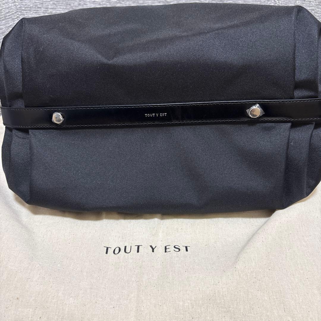 TOUT Y EST SAC CANOT TOILE 黒 ショルダーバッグ