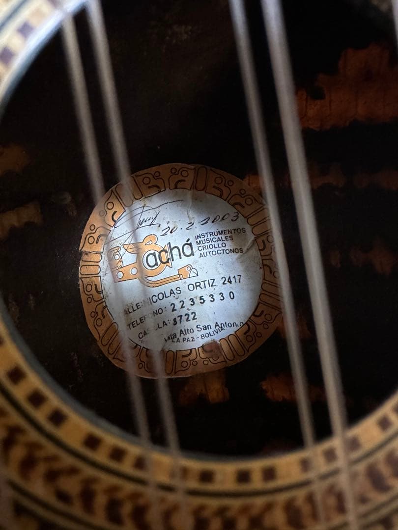 achá アチャ　チャランゴ