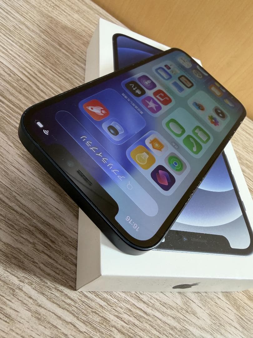 【美品・BT交換済】iPhone12 128GB ブラック (外箱あり)