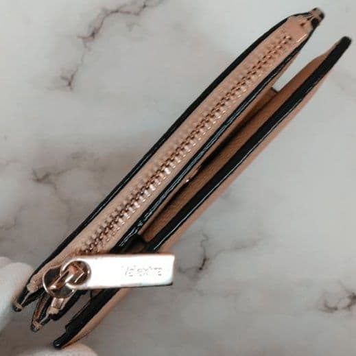 APN21 ヴァレクストラ 極美品 2つ折り財布 ゴールド金具 箱＆保存袋付き