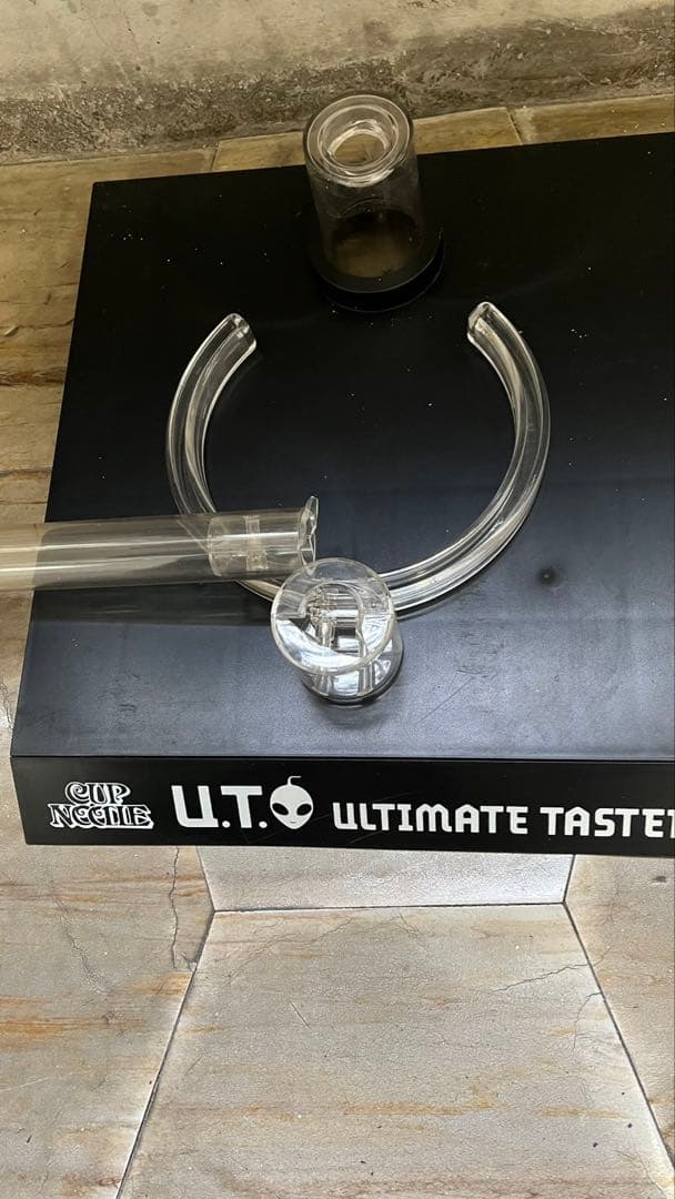 日清　カップヌードル　UT エイリアン　宇宙人　130 ビッグ　フィギュア　懸賞