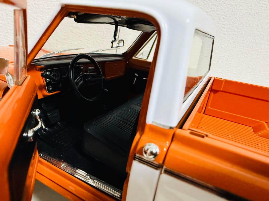 acme/'72 Chevyシボレー K10 4x4 1/18 絶版