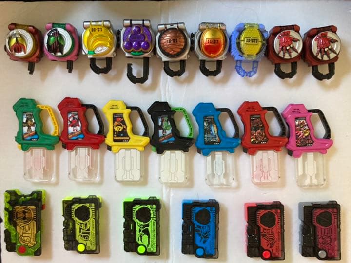 新着！断捨離まとめ売り　仮面ライダー変身ベルトset