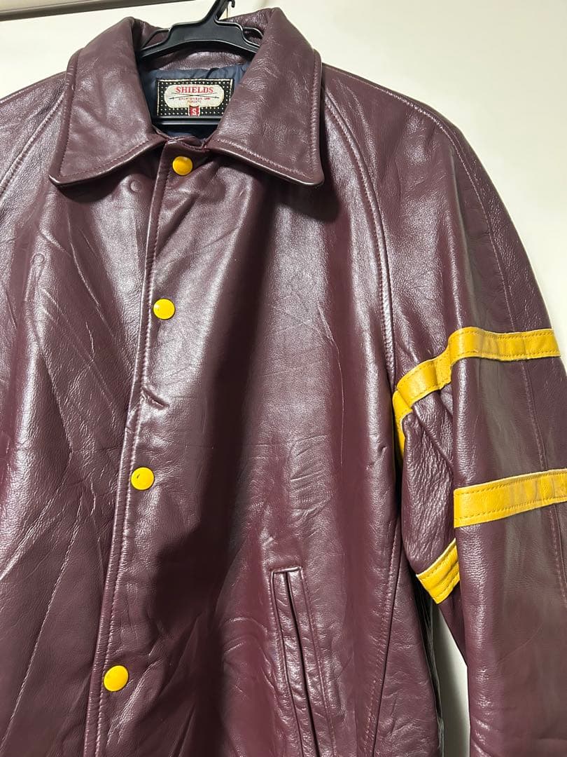 shields 70's レザー　スタジャン　コーチジャケット　ヴィンテージ