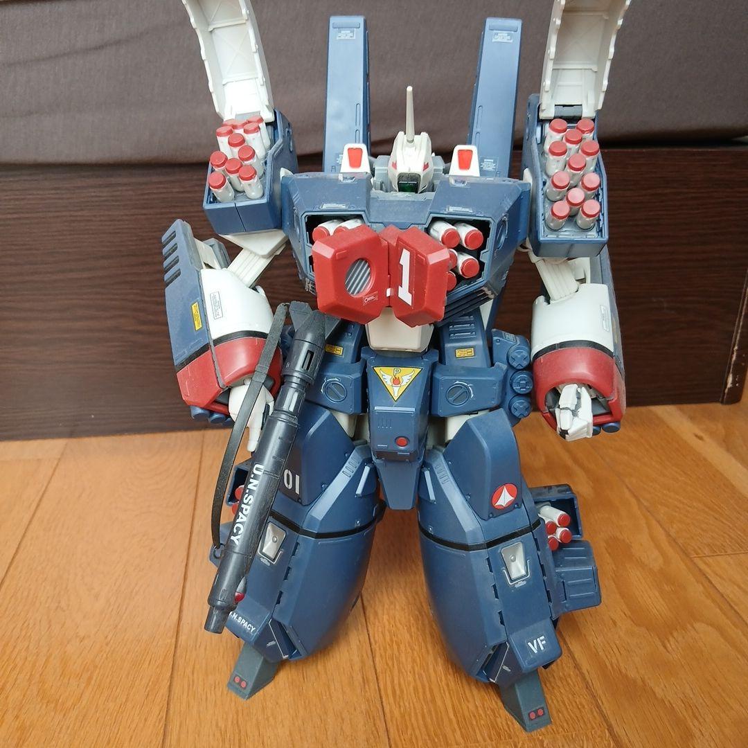MACROSS VF-1A 可変戦闘機 & アーマーパーツ 1/48