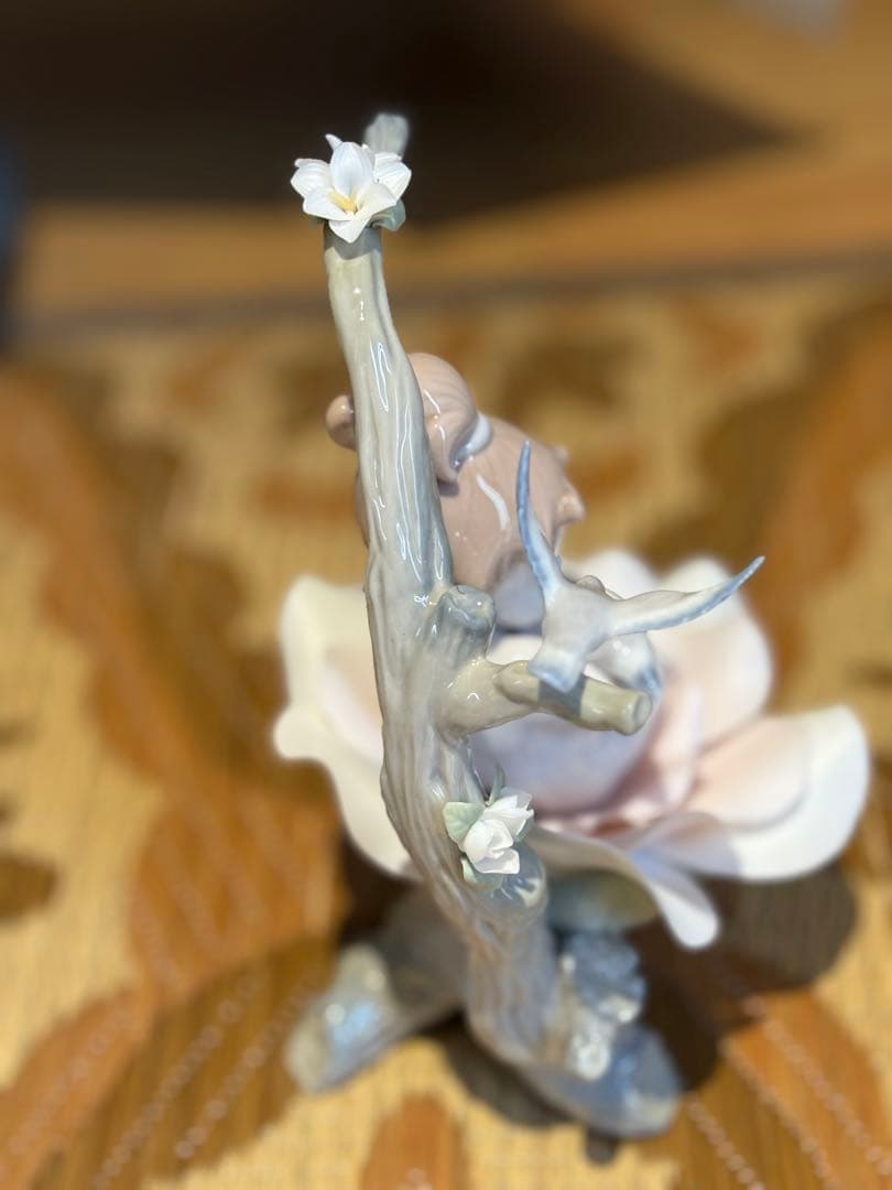 【LLADRO】春に生まれた　絶版品　専用箱付き