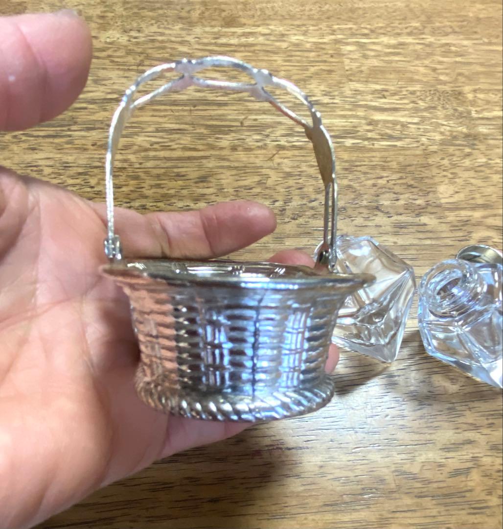 銀製 バスケット型 塩・胡椒入れセット日本製. 珍しい物品