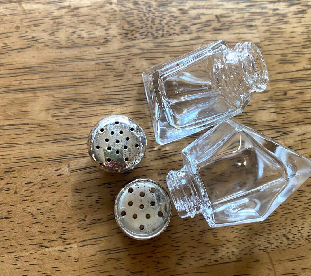 銀製 バスケット型 塩・胡椒入れセット日本製. 珍しい物品