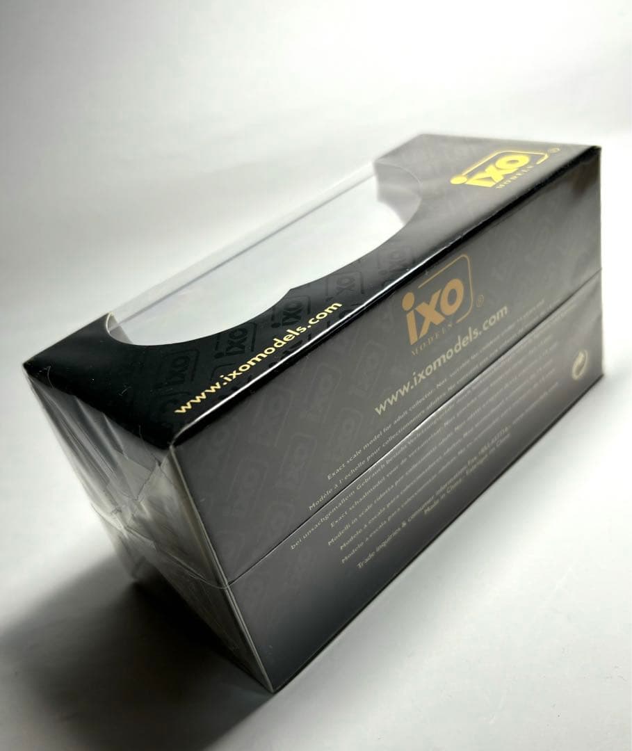 IXO 1/43 ルノー RENAULT R8 GORDINI #83