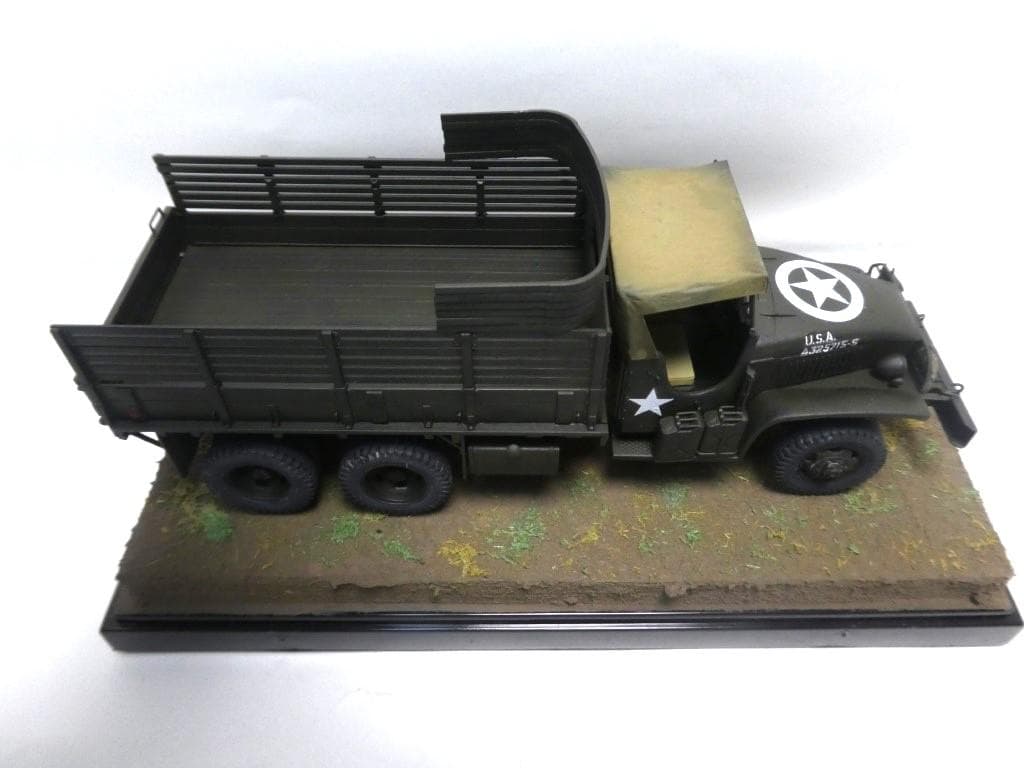 タミヤ 1/35 アメリカ 2 1/2トン 6×6 カーゴトラック 完成品