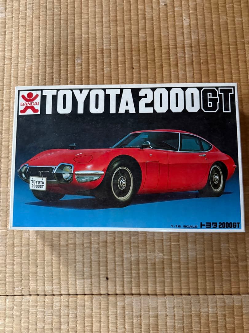 旧ロゴ　BANDAI TOYOTA 2000GT プラモデルセット