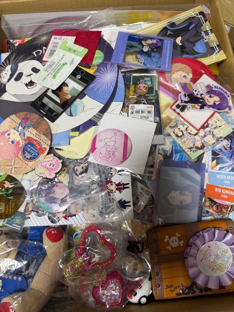 大量　アニメグッズ　まとめ売りセット　600点以上‼︎