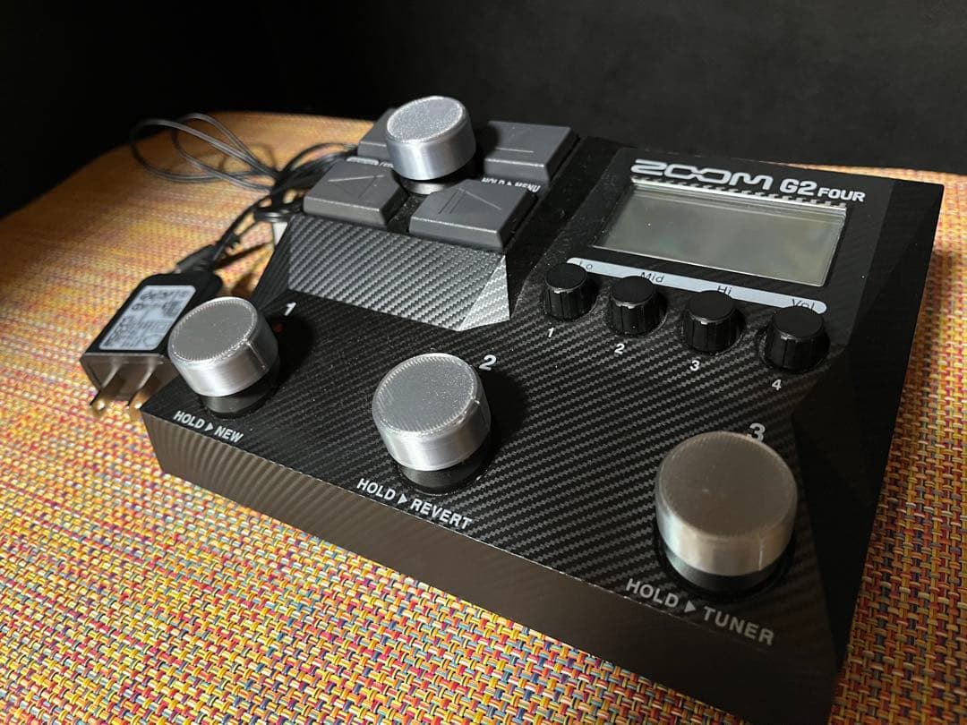 ZOOM G2 FOUR スイッチハット付き