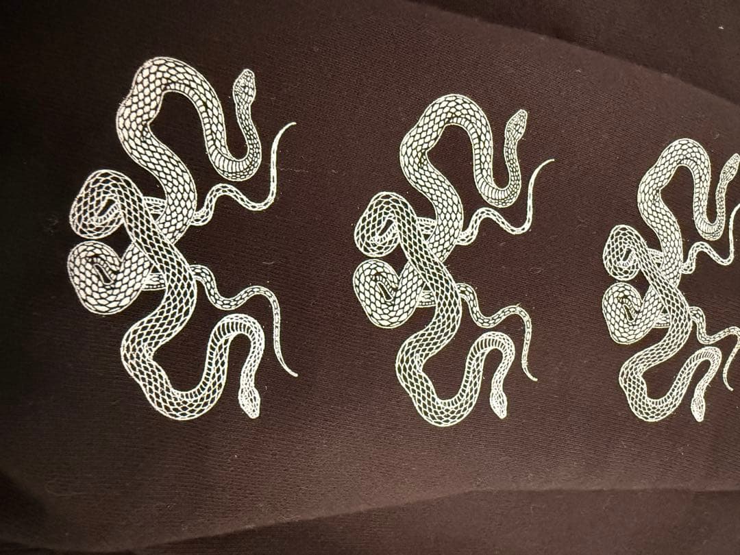 KNOSIS ジップ パーカー Lサイズ