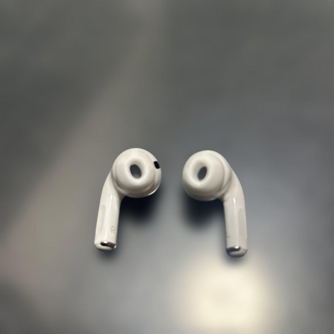 AirPodsPro2 本体 ホワイト 充電ケース付き