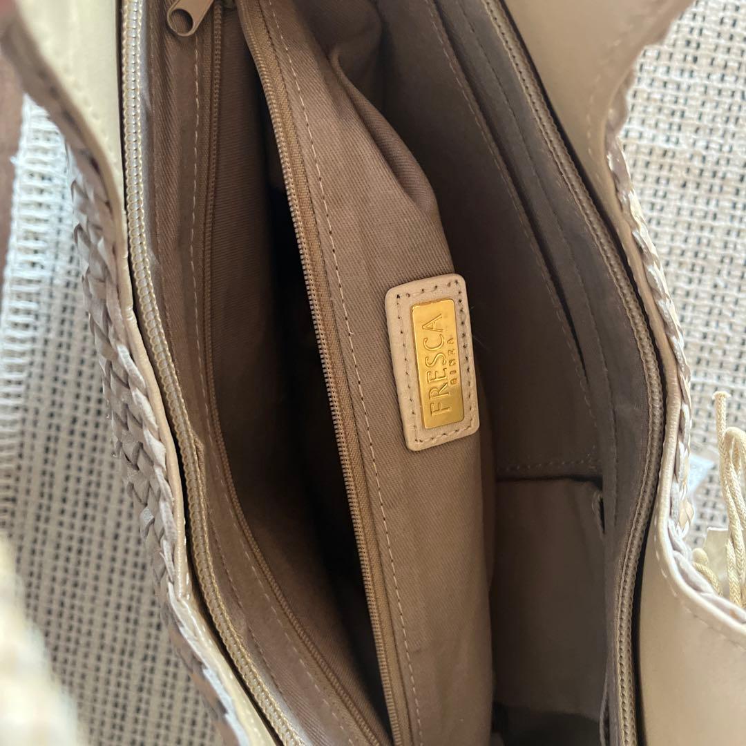 PRADA 編み込みハンドバッグ ベージュ