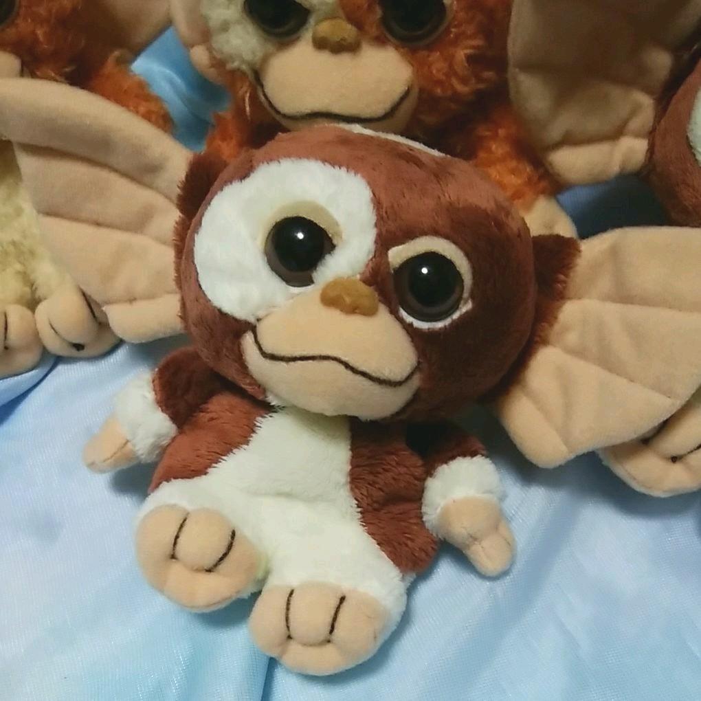 【ギズモ　ぬいぐるみ】