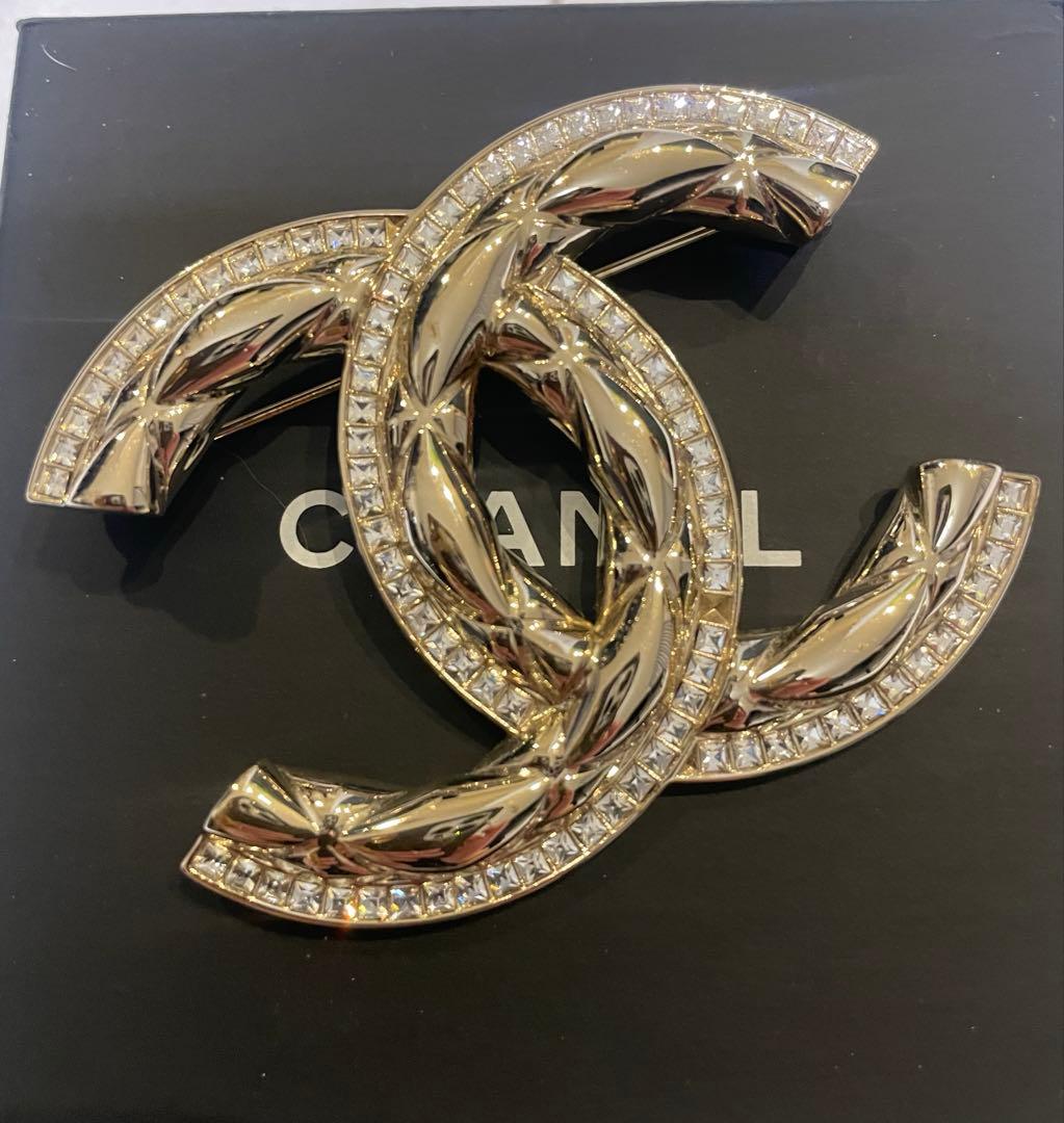 CHANEL ブローチ　BIG