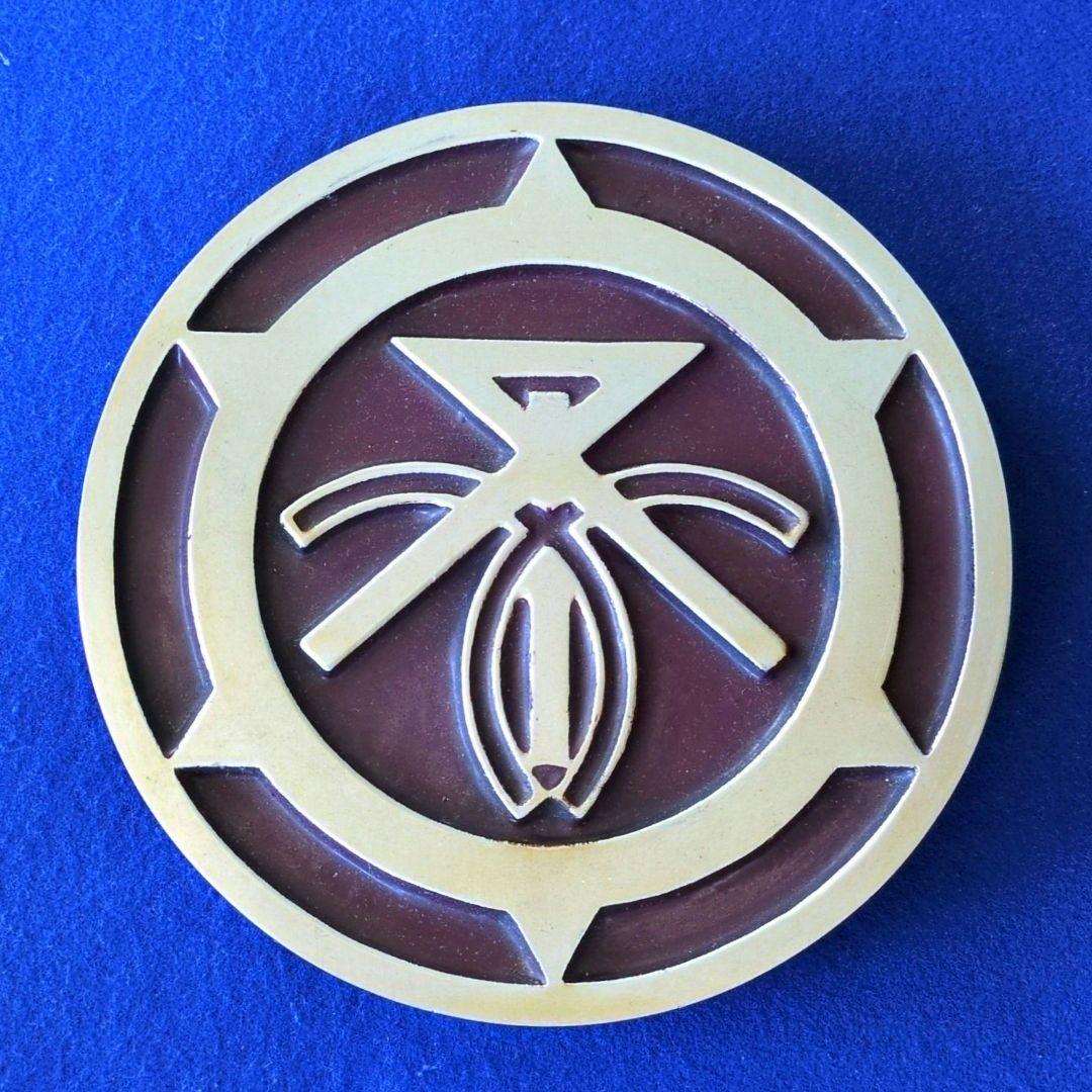 鉄道グッズ：鉄道プレート 阪急(阪急電鉄)旧社紋 金属プレート(当時物)