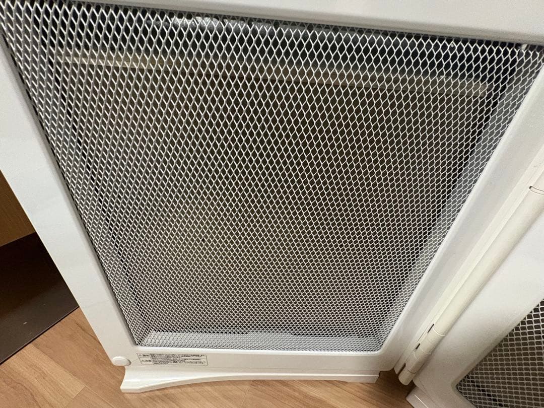 トヨトミ 遠赤外線 電気パネルヒーター　TOYOTOMI EPH-123F(W)