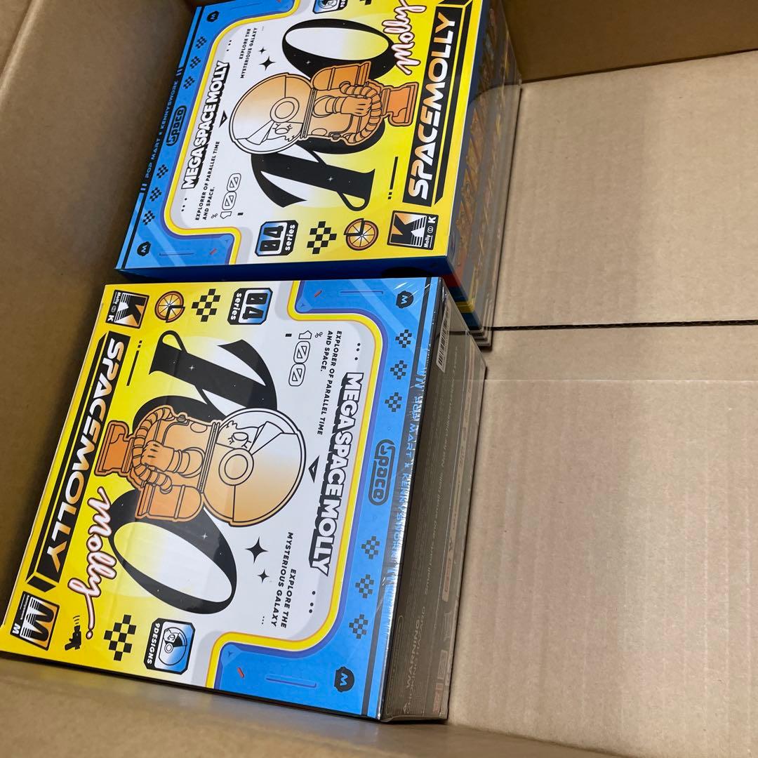 正規品 POP MART MEGA SPACE MOLLY 100% シリーズ4