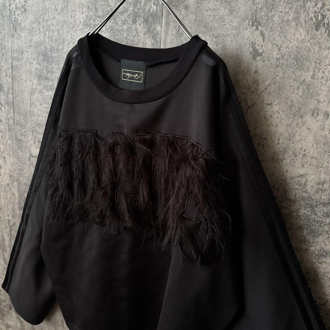 【マダラニンゲン 3rd collection 黒色の嬲り 】ファーカットソー