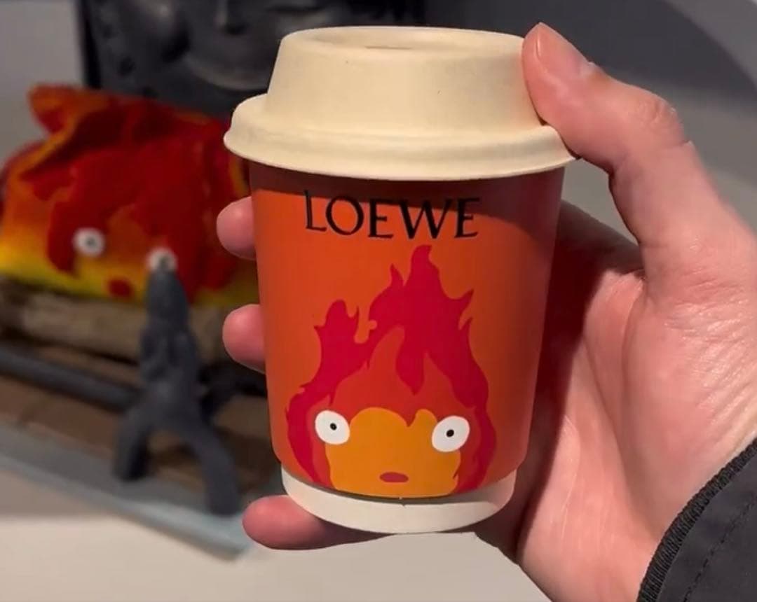 LOEWE ジブリコラボ　スリーブ　カルシファー