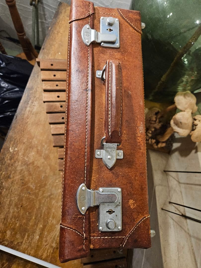 トランク　スーツケース　ビジネスバッグ　店舗什器　小ぶり　昭和レトロ　アンティー