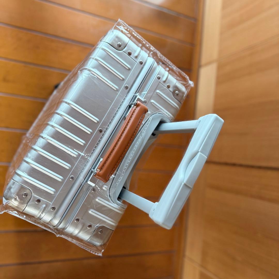 innovator イノベーター INV1811 36L 機内持込サイズ アルミ