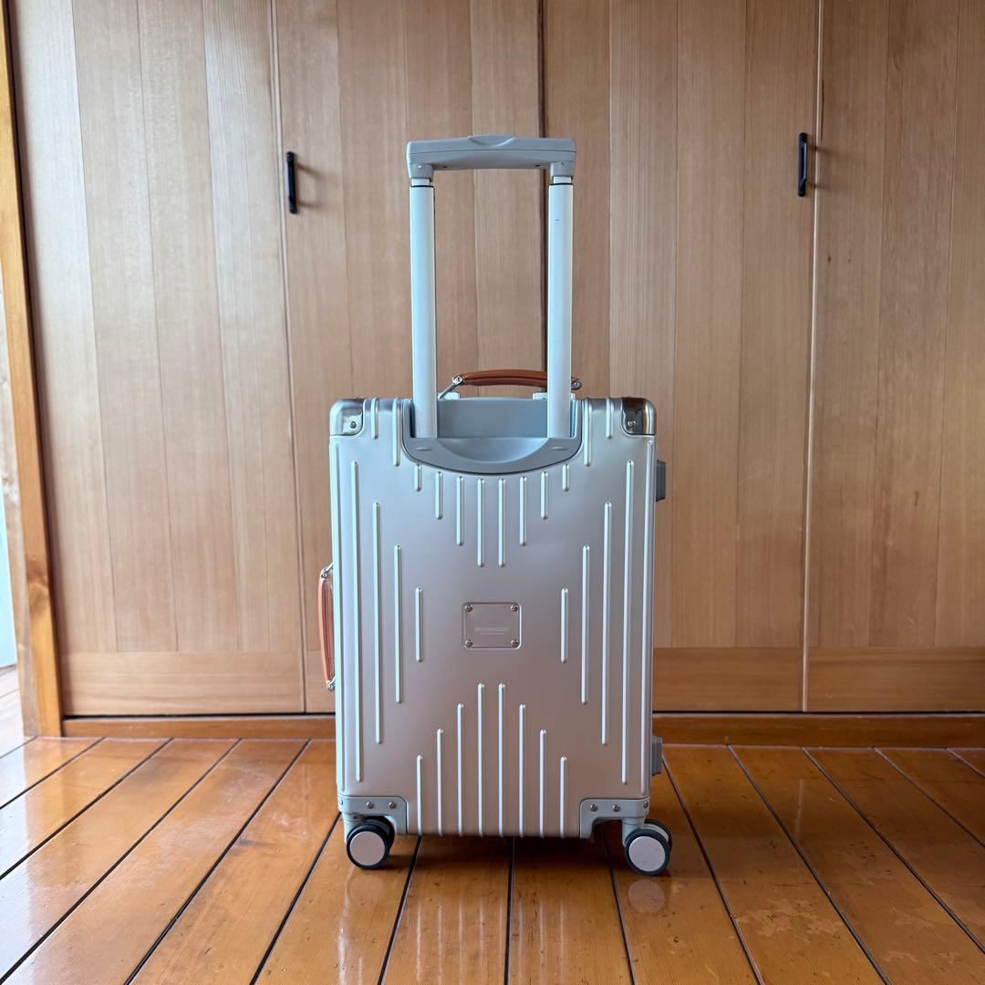 innovator イノベーター INV1811 36L 機内持込サイズ アルミ