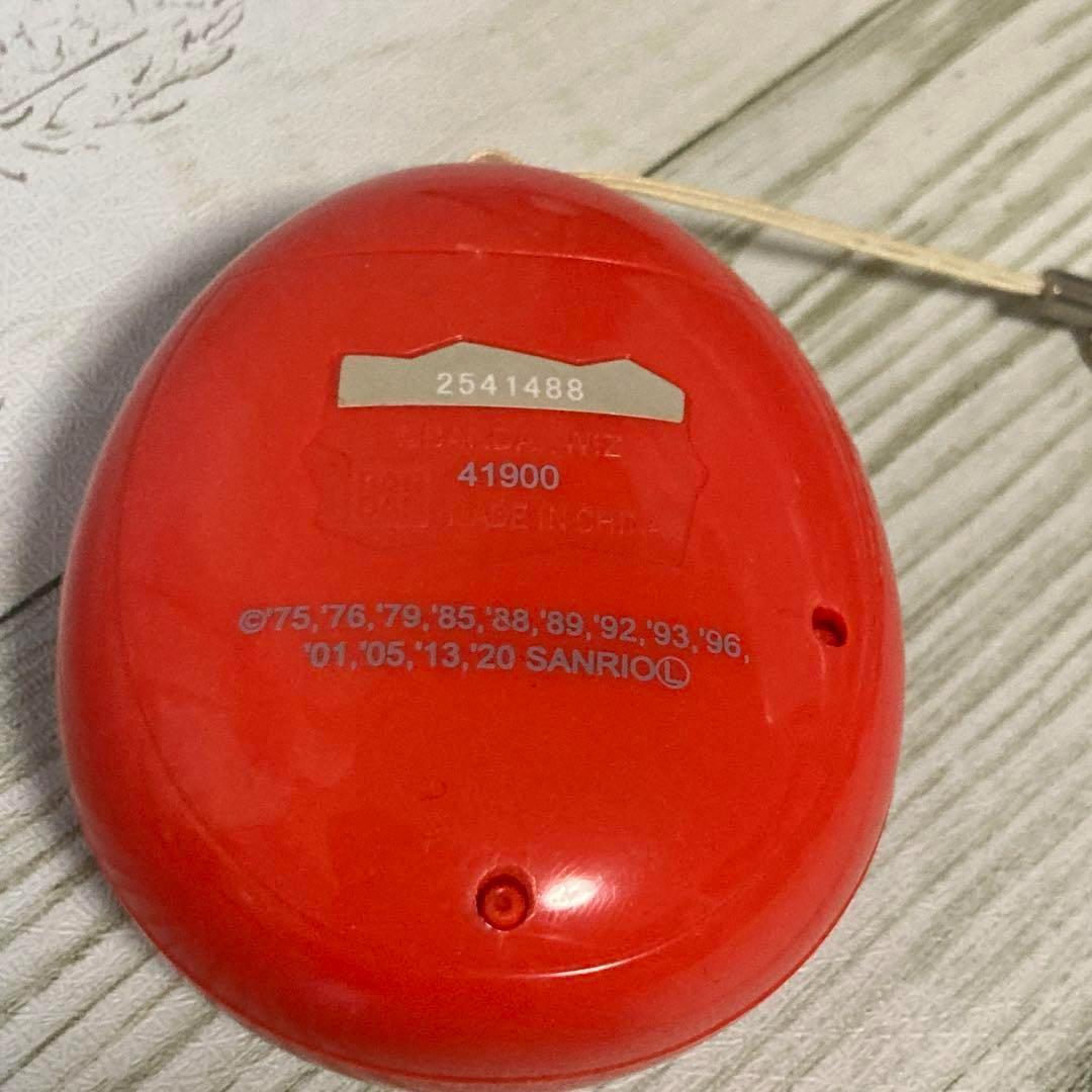 たまごっちみーつ　サンリオ　赤
