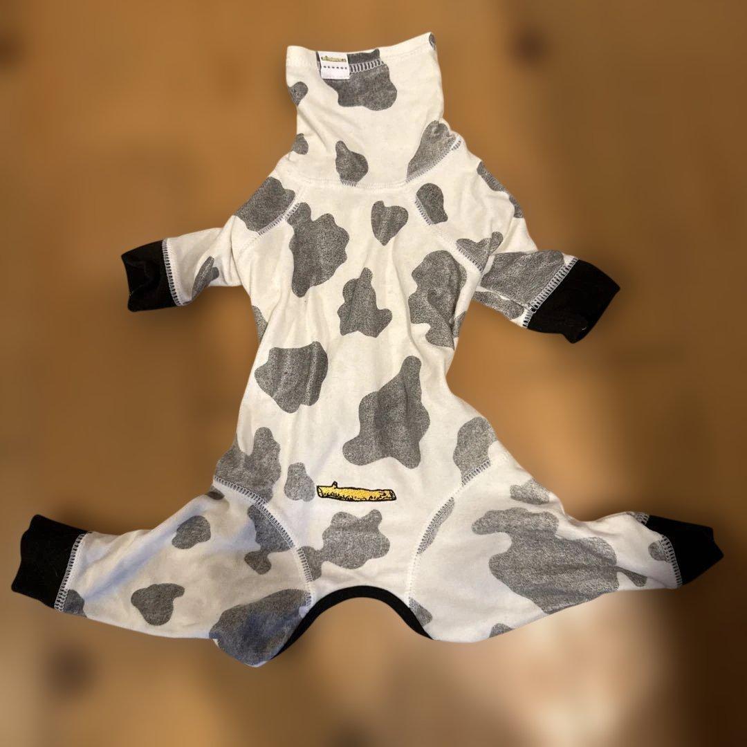 e 4レッグ　牛柄　サイズ2