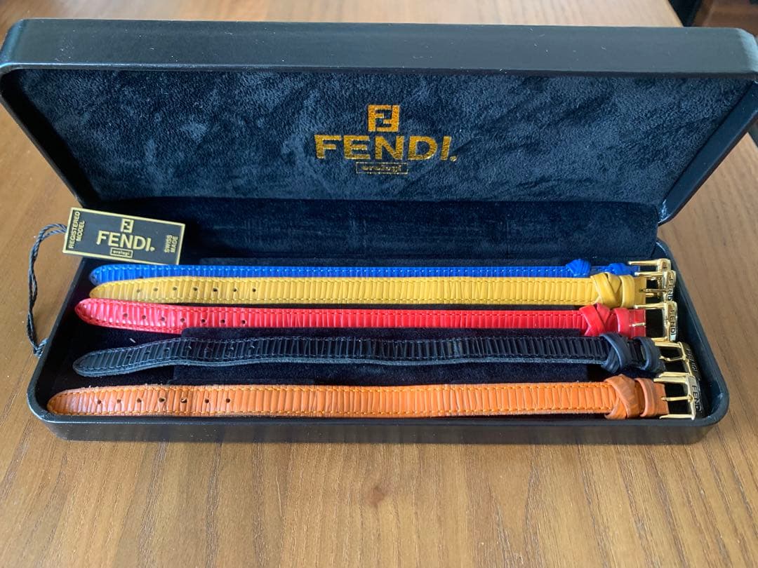 【FENDI】フェンディ　チェンジベルト 替えベルトのみ 5色 腕時計