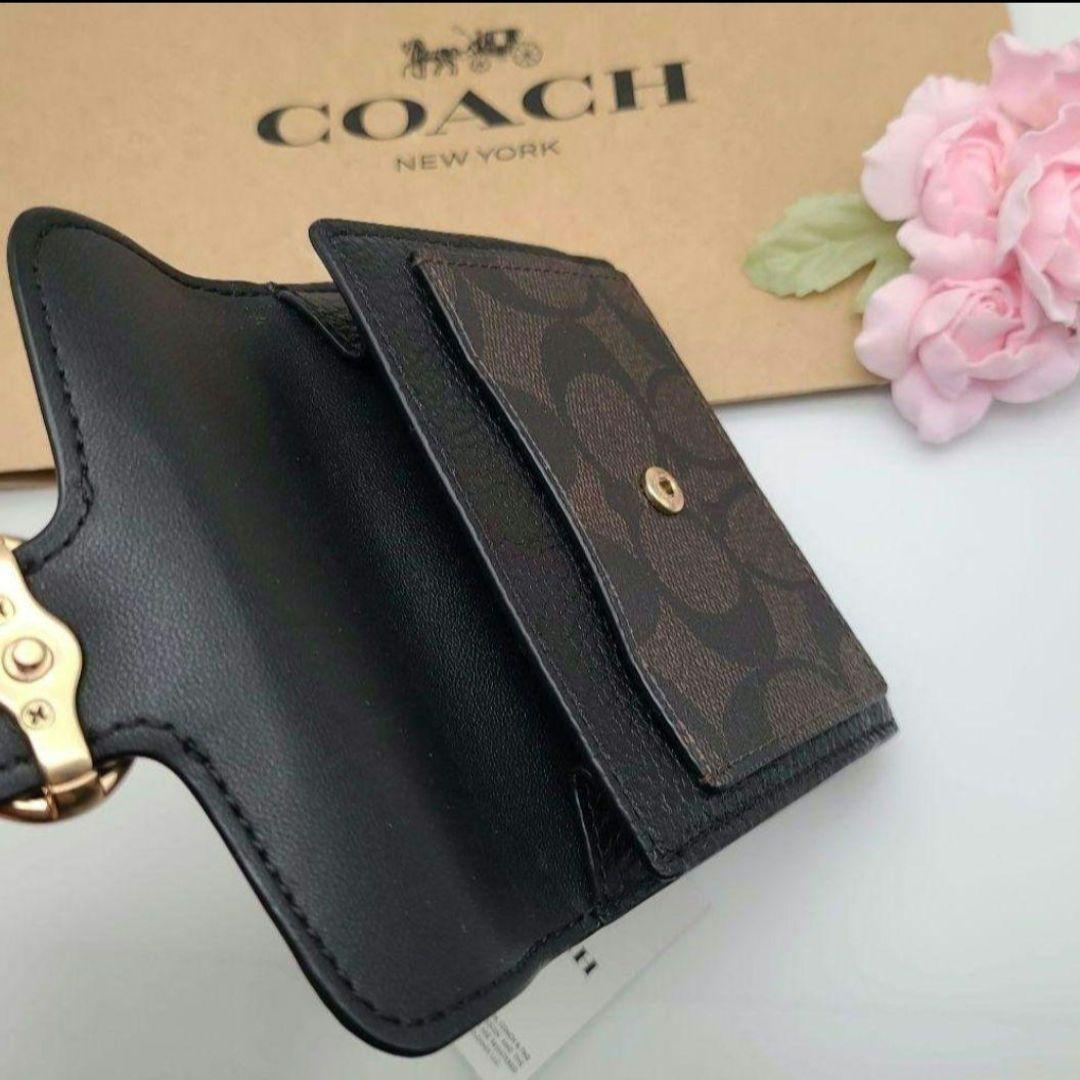 COACH　折り財布　スナップ開閉　新品　正規品