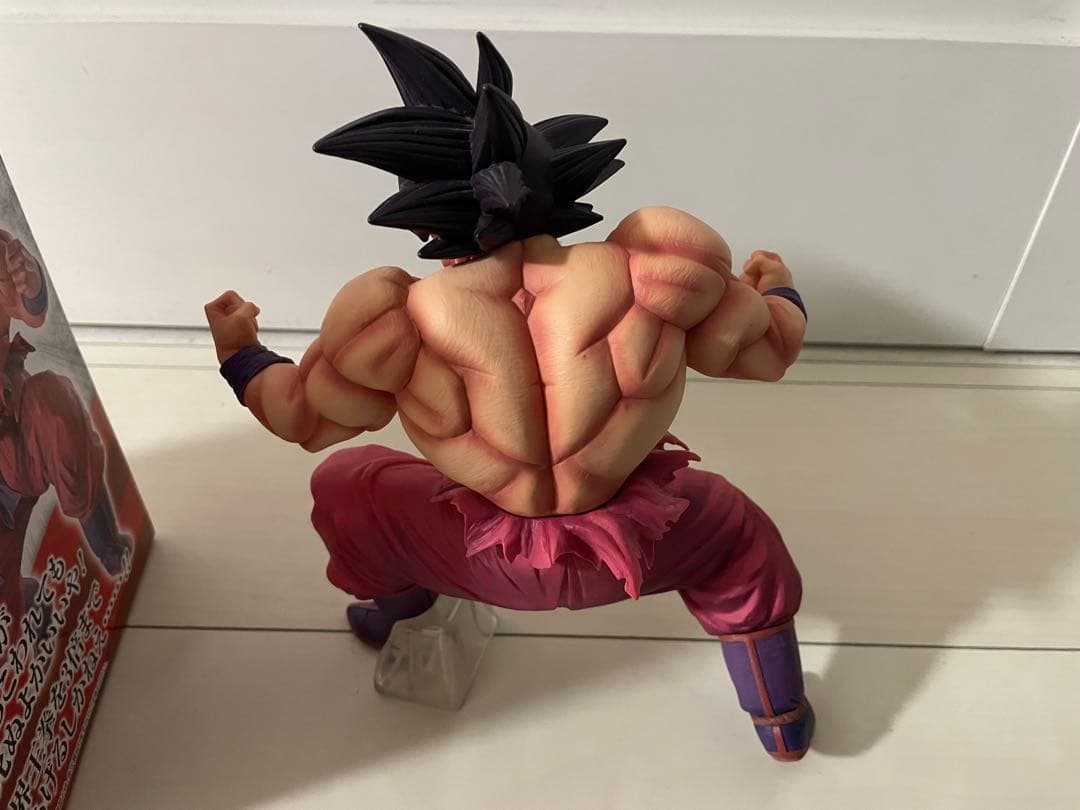 一番くじ　ドラゴンボール　天下分け目の超決戦　C賞　界王拳孫悟空　フィギア