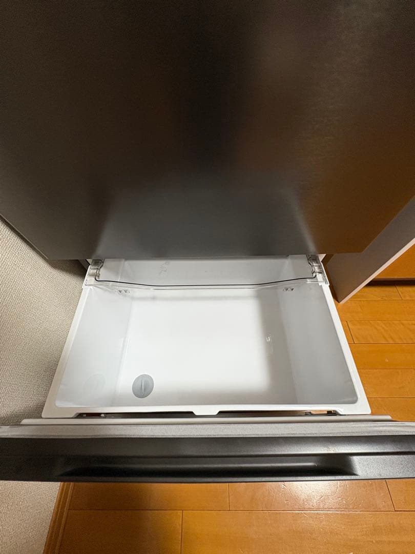 【値下げ中】美品　AQUA 冷凍冷蔵庫　AQR-26R2