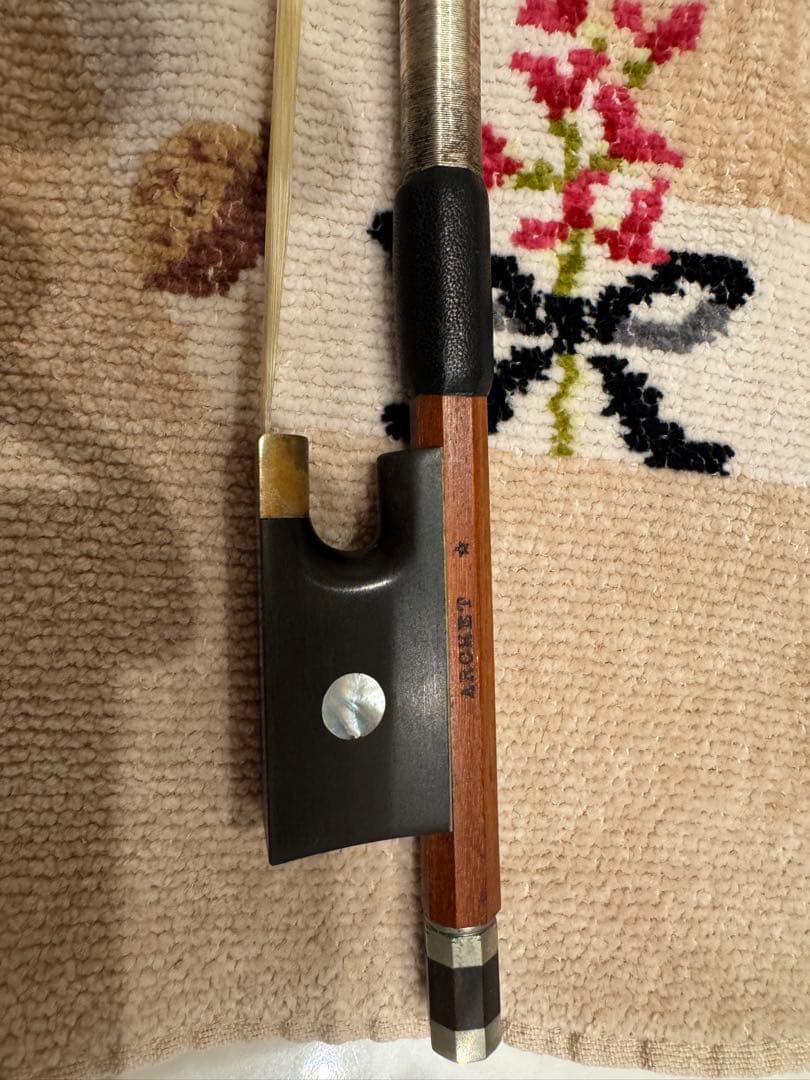 バイオリン弓　Archet ⭐︎