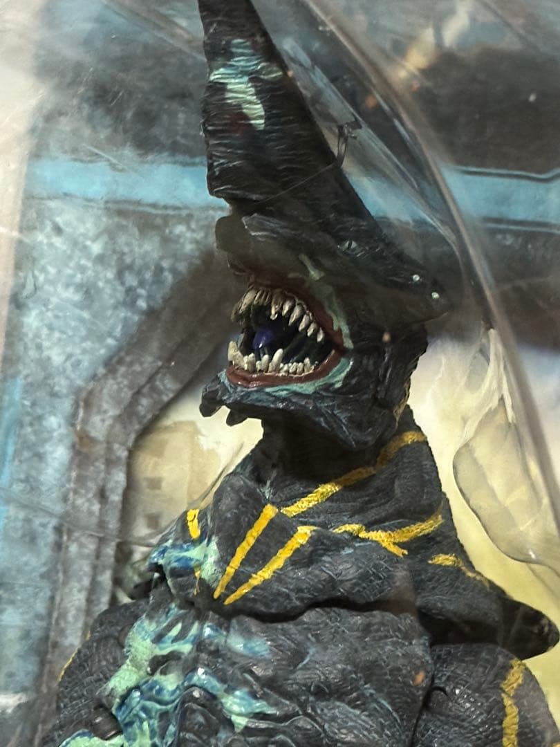パシフィックリム KAJU KNIFEHEAD フィギュア 約25cm ［新品］