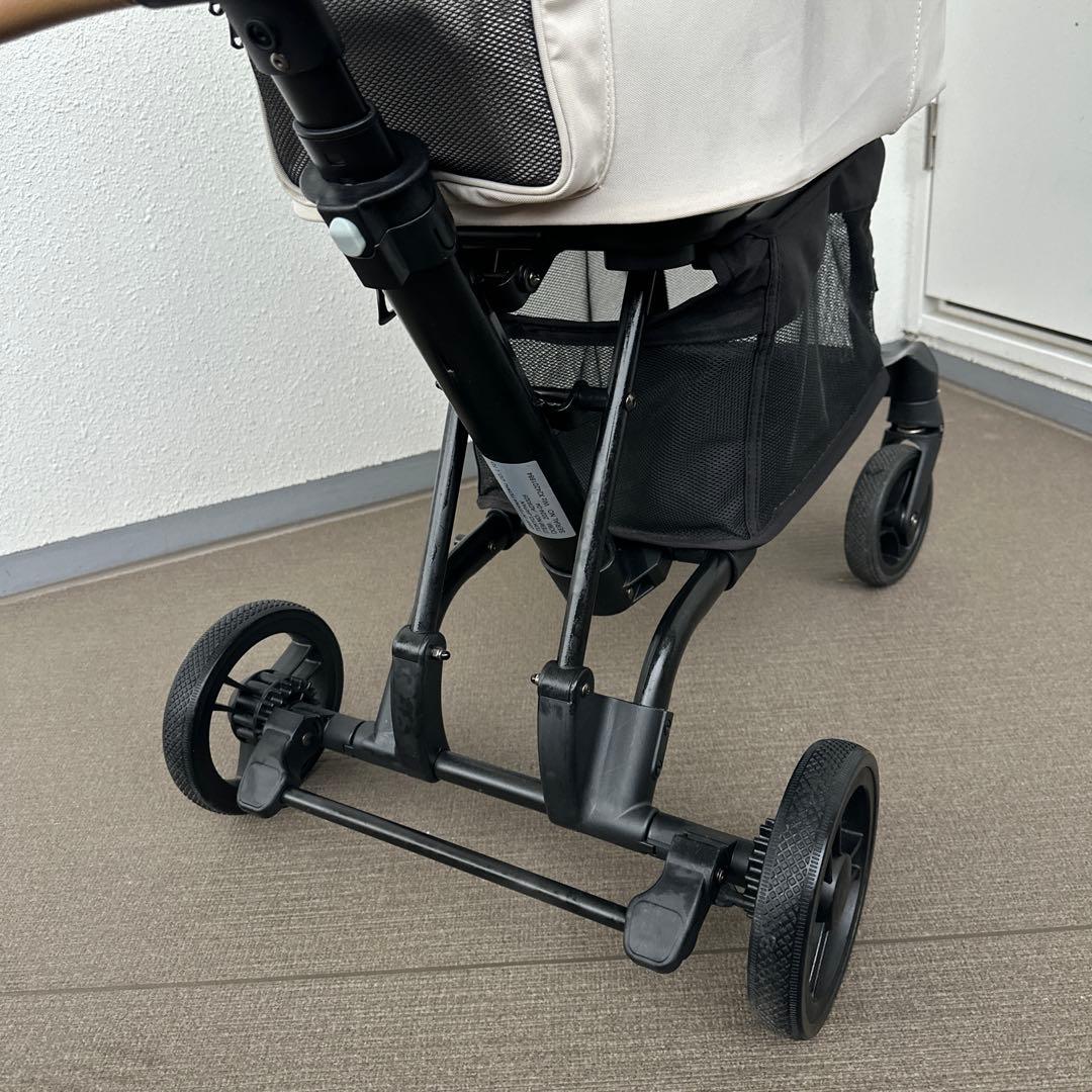 AIRBUGGY WIZ ホワイト ペットカート