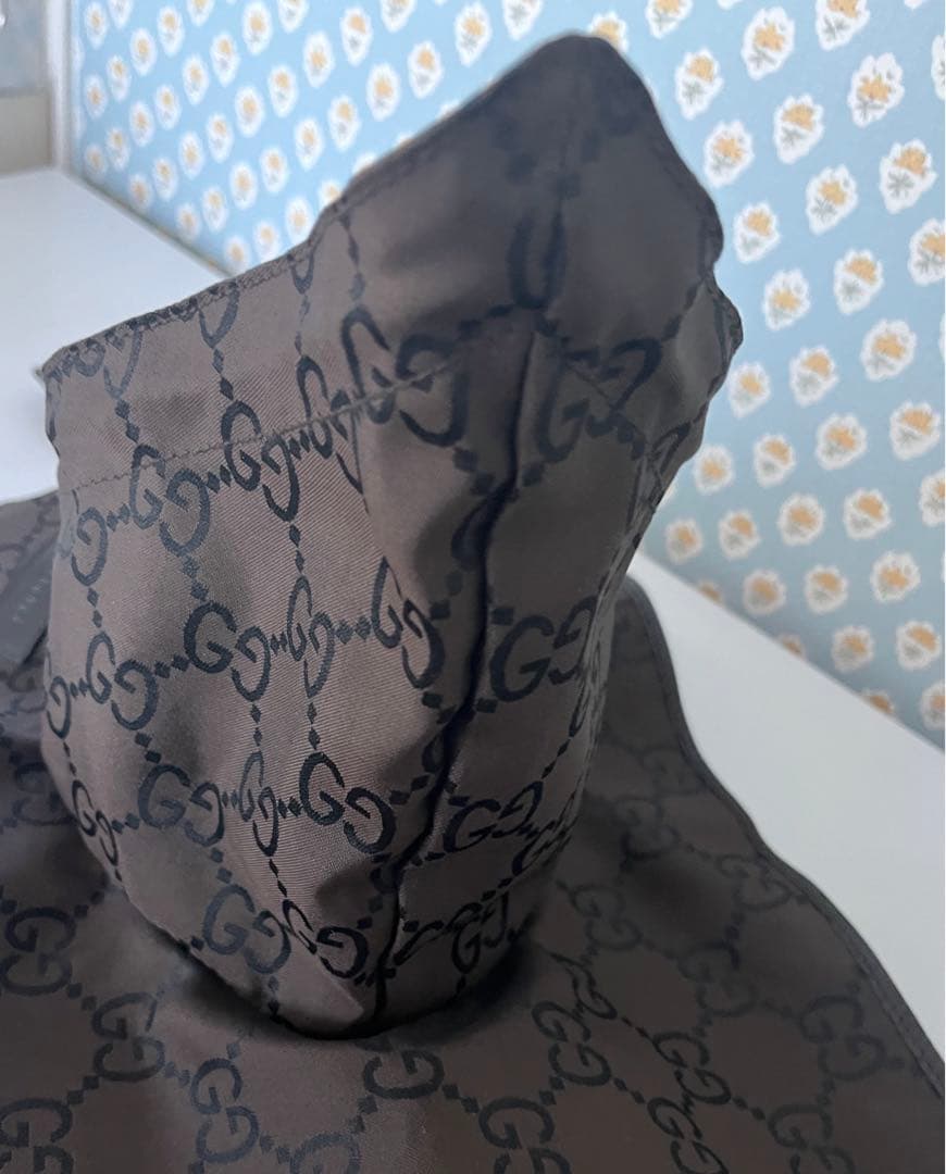 GUCCI グッチ　犬用レインコート