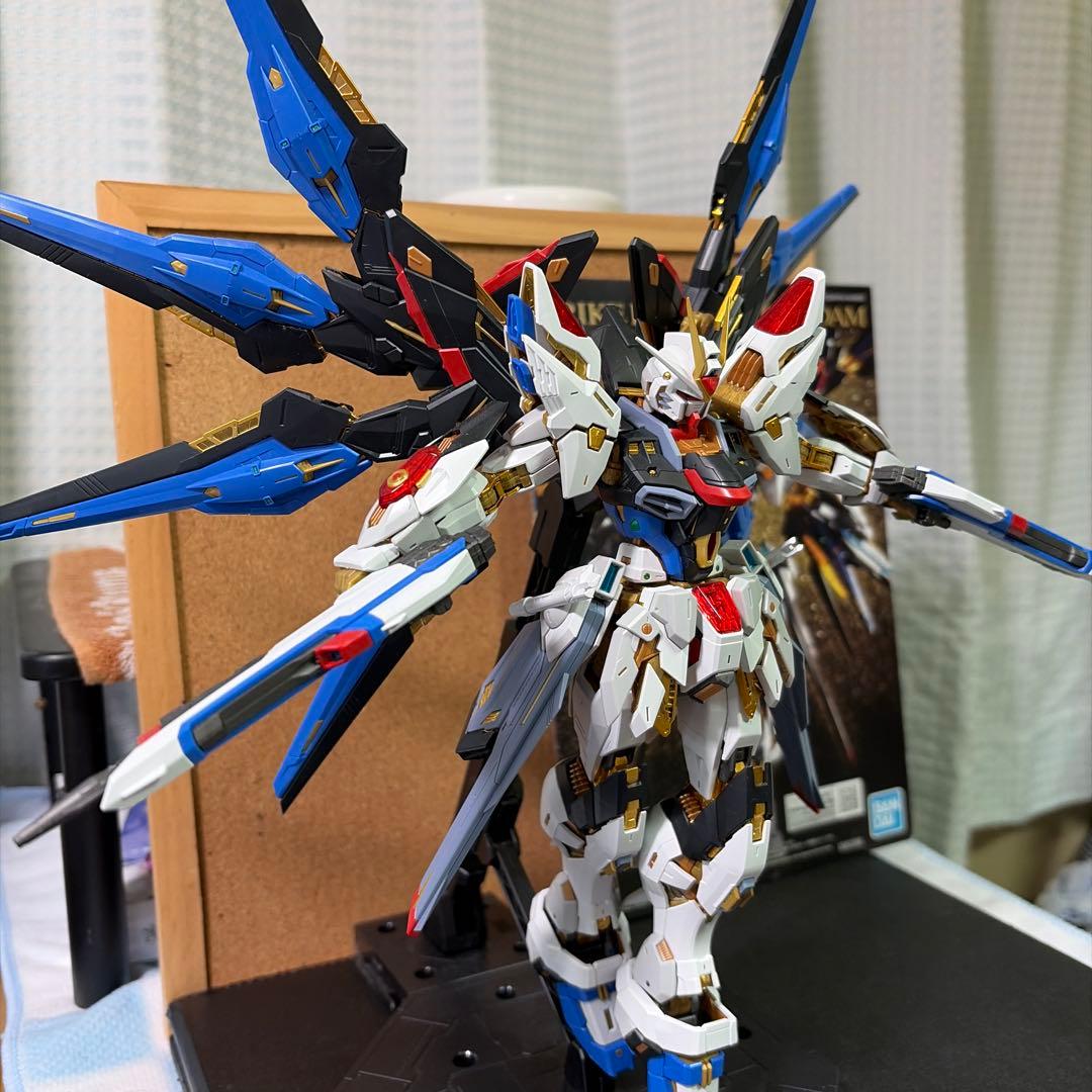 MGEXガンプラジャンク　ストライクフリーダムガンダム