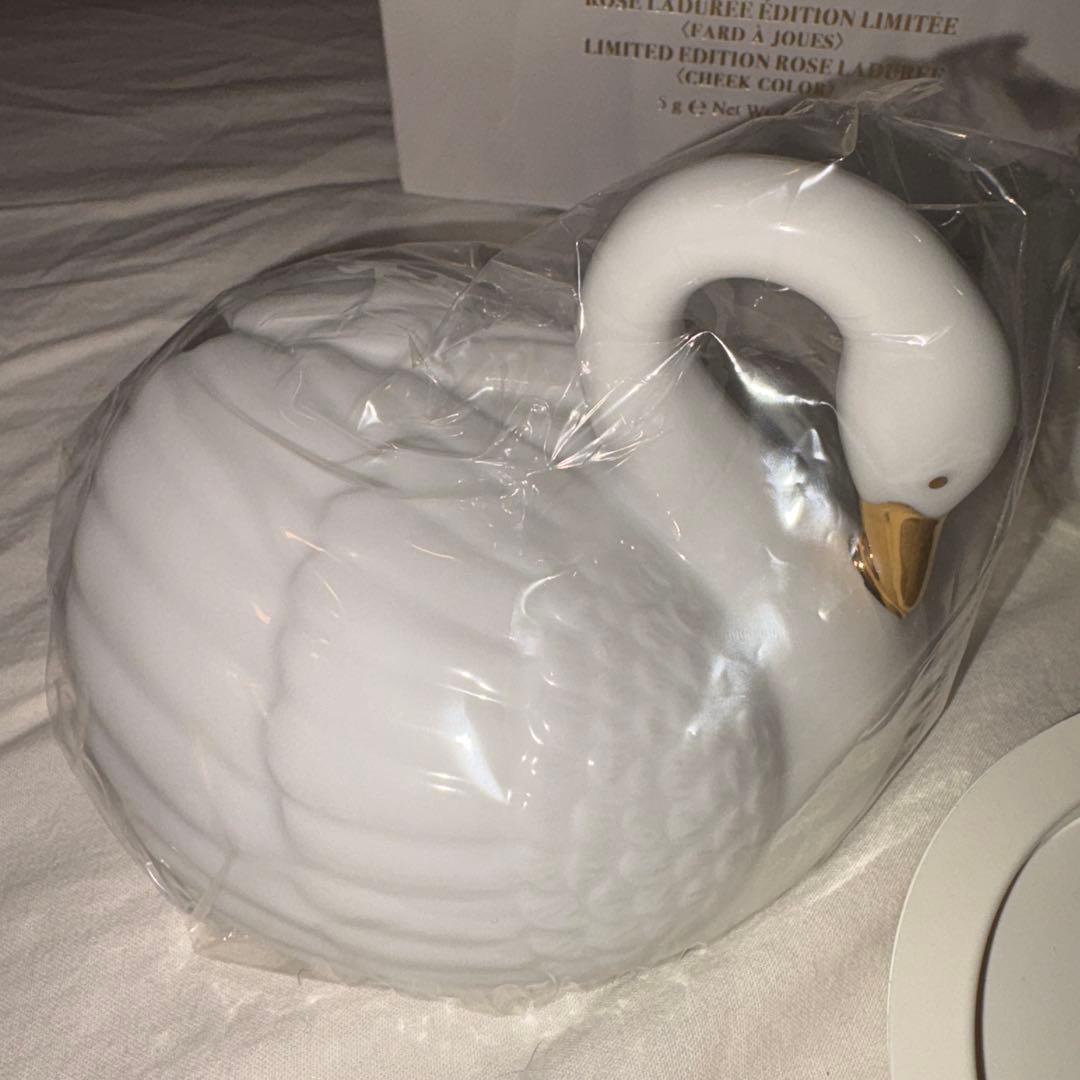 レ・メルヴェイユーズ ラデュレ リミテッド エディション ローズ ラデュレ101