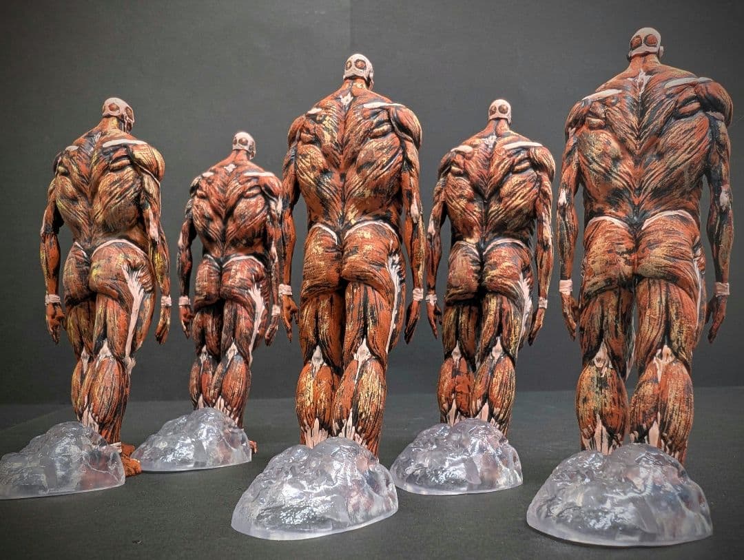 リペイント品　進撃の巨人　地鳴らし　地鳴らしフィギュア5体