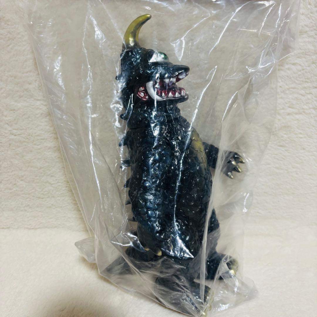 【未開封】マーミット ソフビ スカルヘッドバッド ニセザゴラ 黒成型