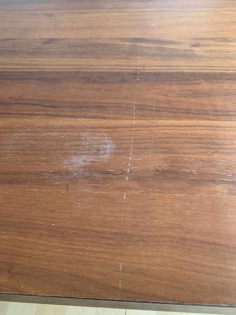 ボーコンセプト　ダイニングテーブル