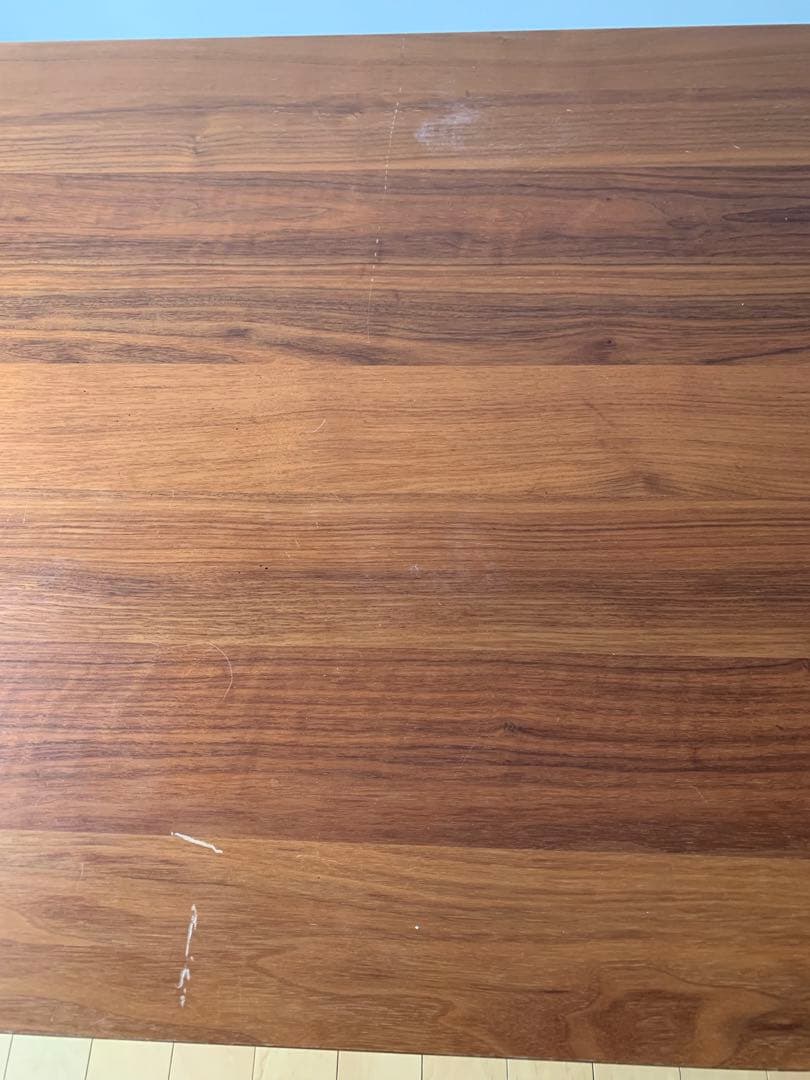 ボーコンセプト　ダイニングテーブル