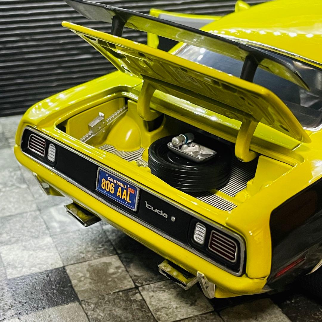 国内未入荷 1/18 HIGHWAY61 プリムス クーダ 440-6 1971