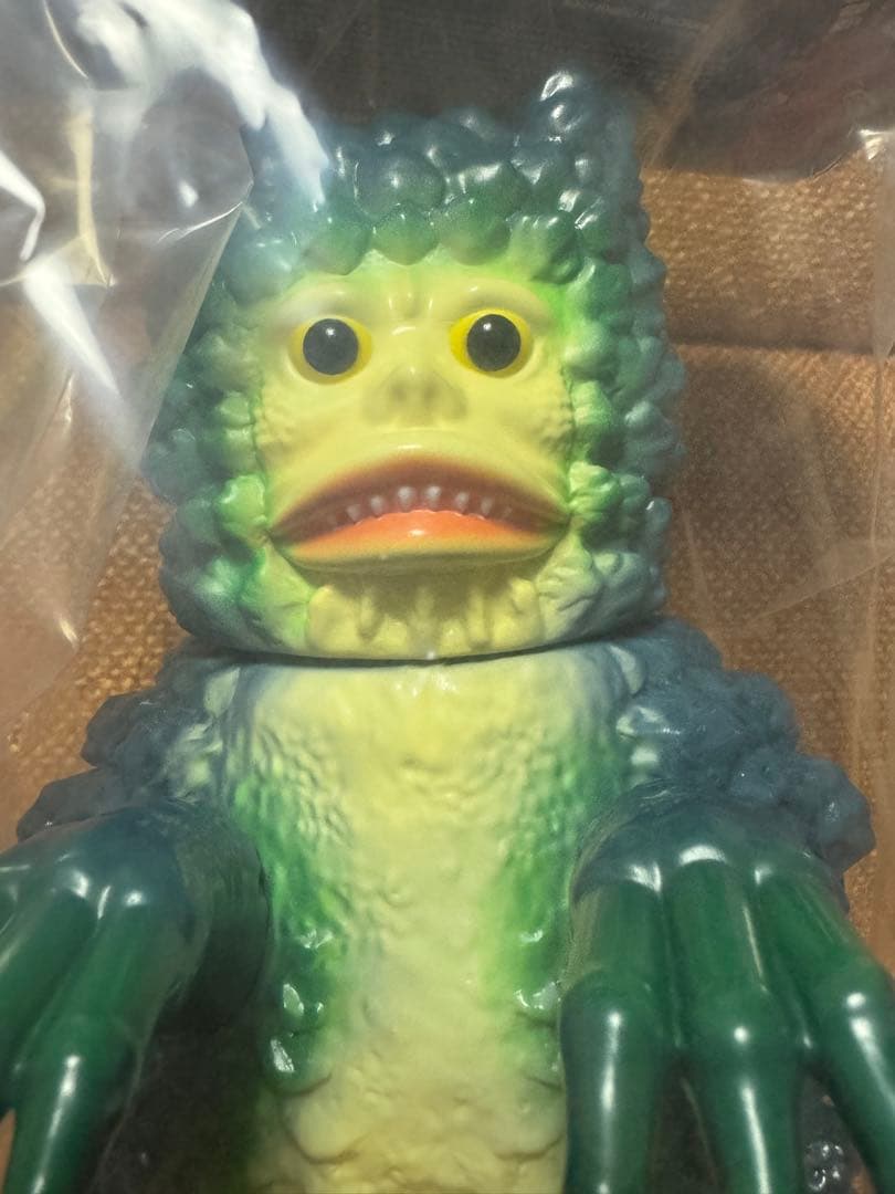 ガラモン　フィギュア　安楽安作　メディコム・トイ