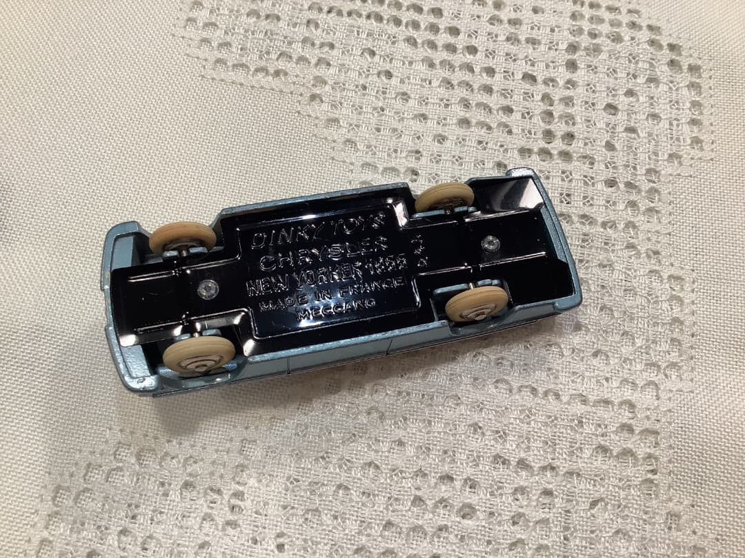 美品レア　DINKY TOYS CHRYSLER NEW YORKER ミニカー